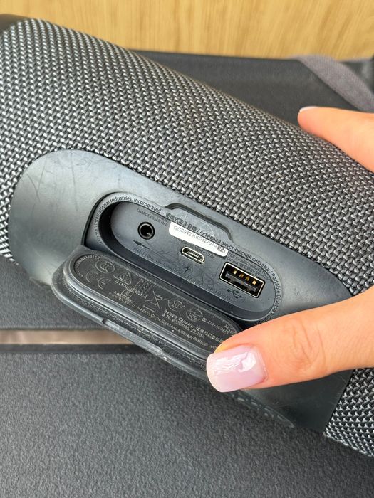 JBL Charge Essential 1