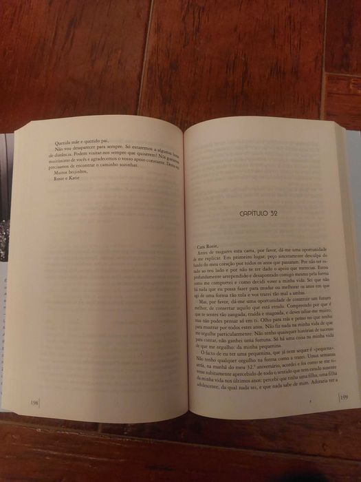 Livro "Para sempre, talvez"