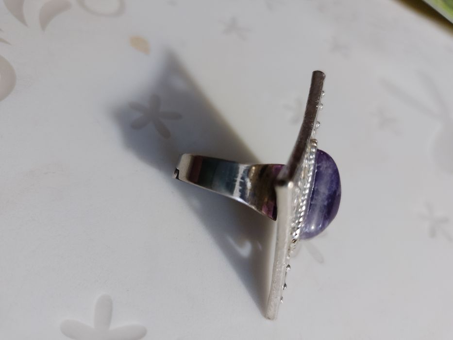 Кольцо с аметистом