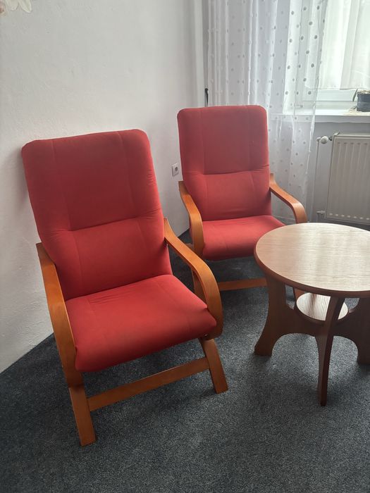 Komplet czerwonych foteli