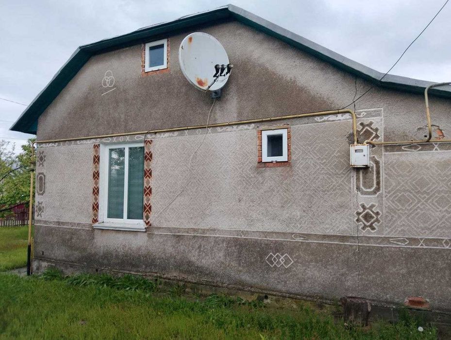 Продаж будинку Шептицький район с.Старий Добротвір житоловий стан.