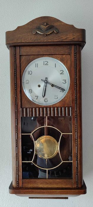 414 Zegar wiszący mechaniczny