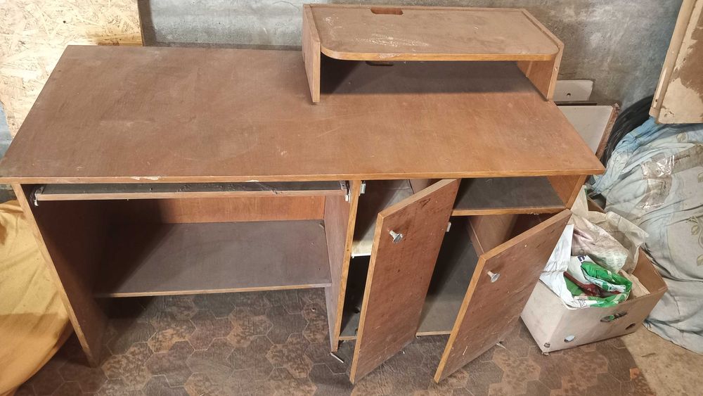 Компьютерний стол