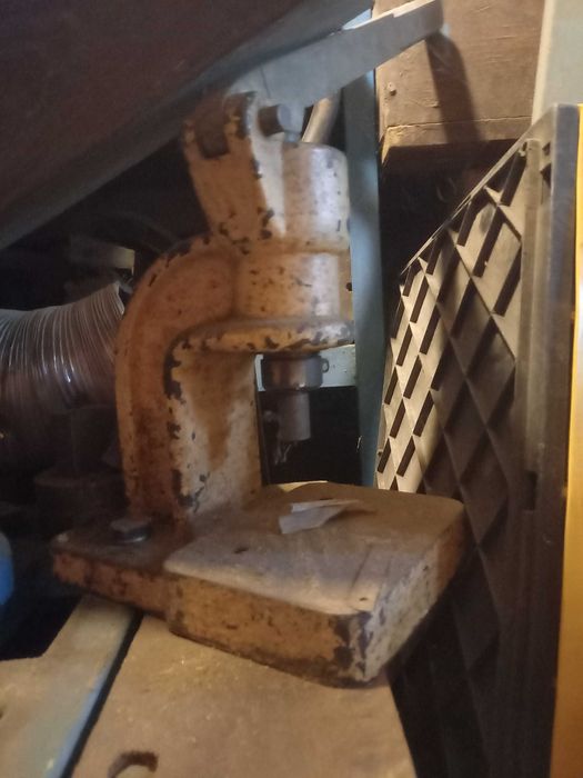 Prasa ręczna z dźwignią