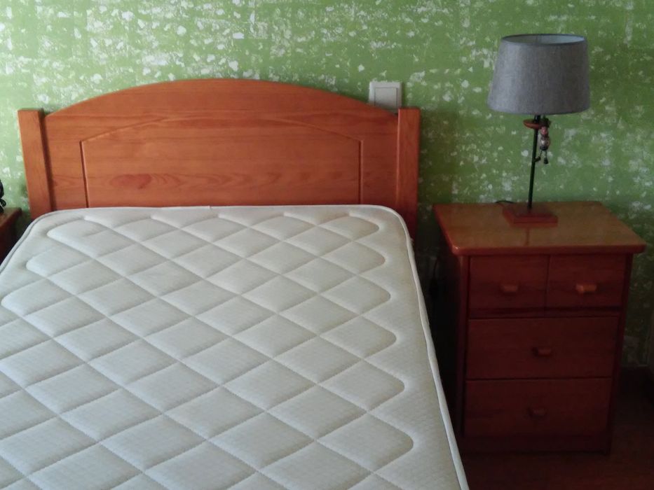 Vendo cama de solteiro