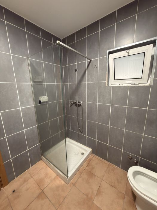 Aluga-se t2 em mozelos