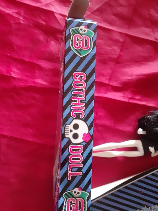 Gothic Doll New64751899992963124