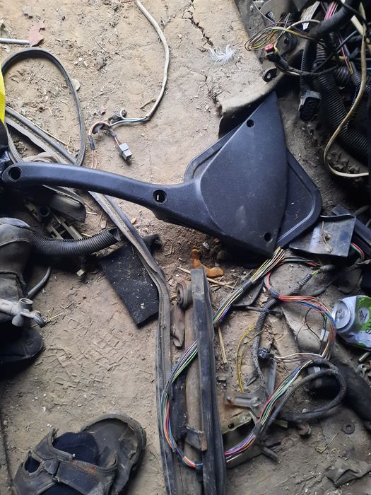 Задня Ляда шевроле нива