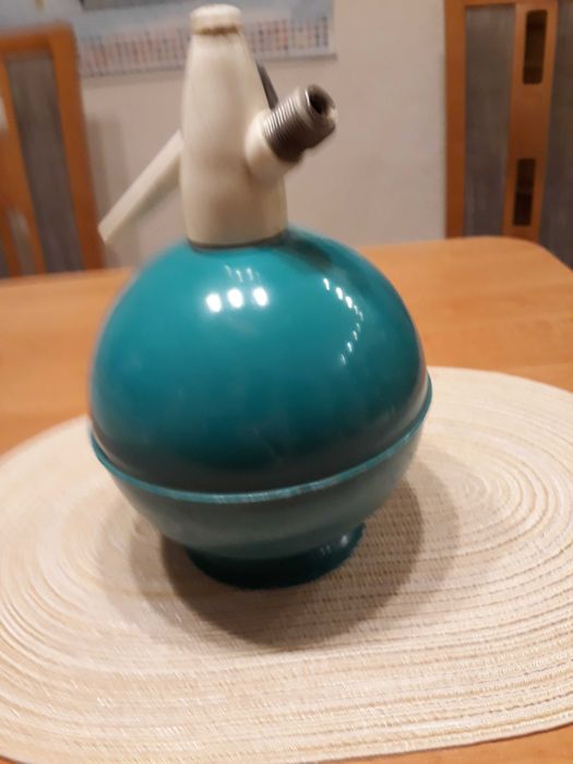 Syfon do robienia wody gazowanej z czasów PRL