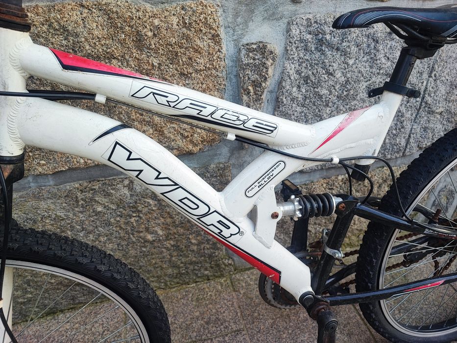 Bicicleta BTT WDR Race Suspensão Total – Para Restauro ou Peças