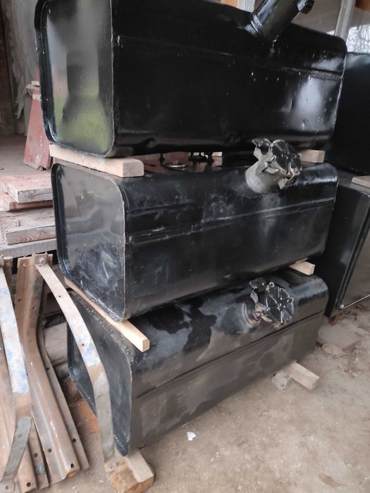 Продам топливный бак КамАЗ