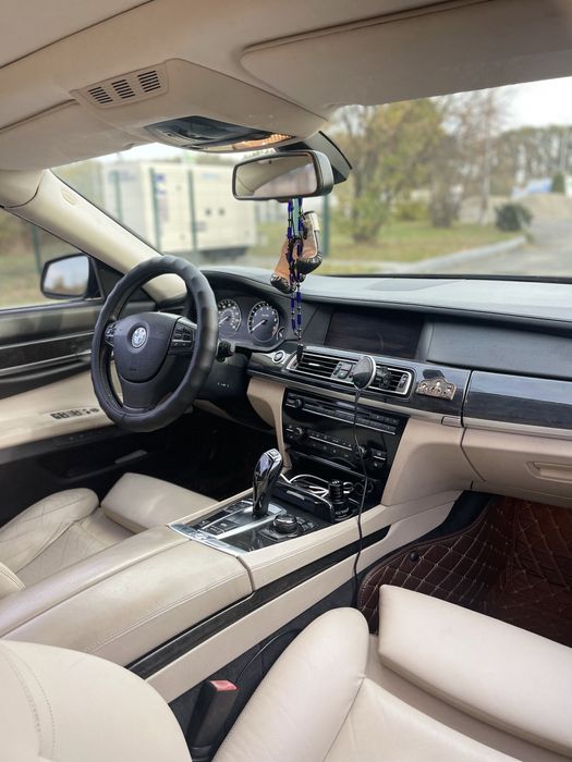 BMW 740 LI  long