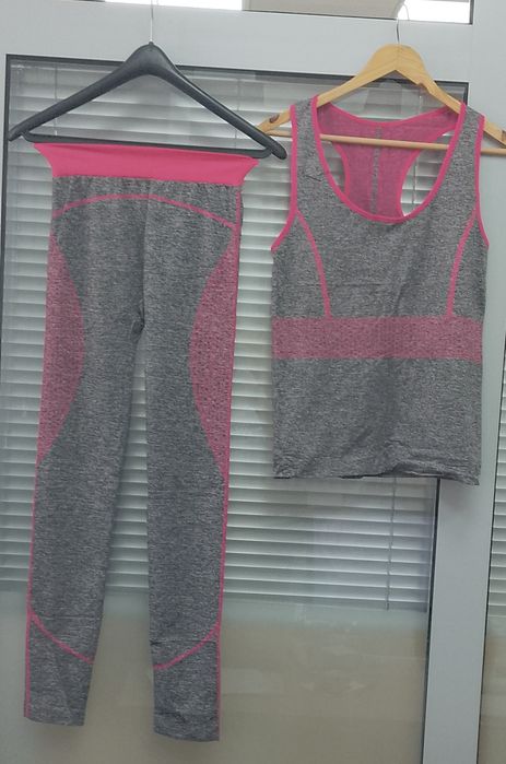 Dwuczęściowy damski komplet sportowy bezszwowy S/M 3638