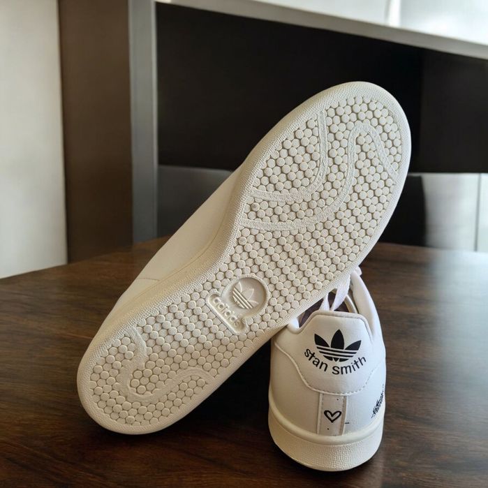 Оригінальні жіночі кросівки Adidas Stan Smith(Оригінал)39-25см