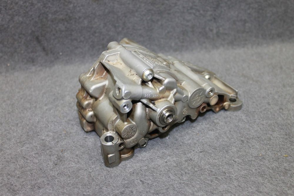 bmw e81 e90 e60 f01 e84 e71 2.3 2.5i 3.0i n52 n53 pompa oleju - 755100