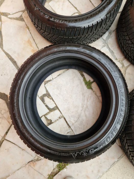 Pneus Dunlop WinterSport5 235/45/r18 98v