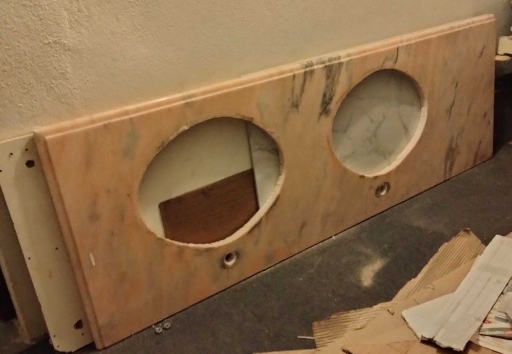 Vendo 1 pia de banheiro em mármore rosê com 2 cubas rosas