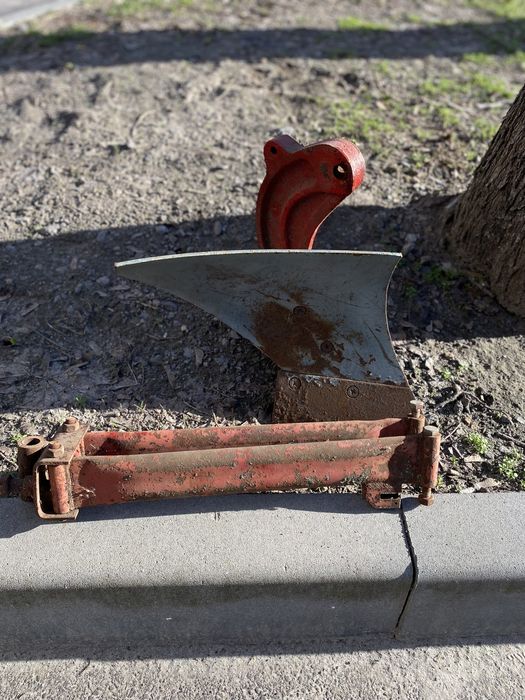 Плуг для мотоблока