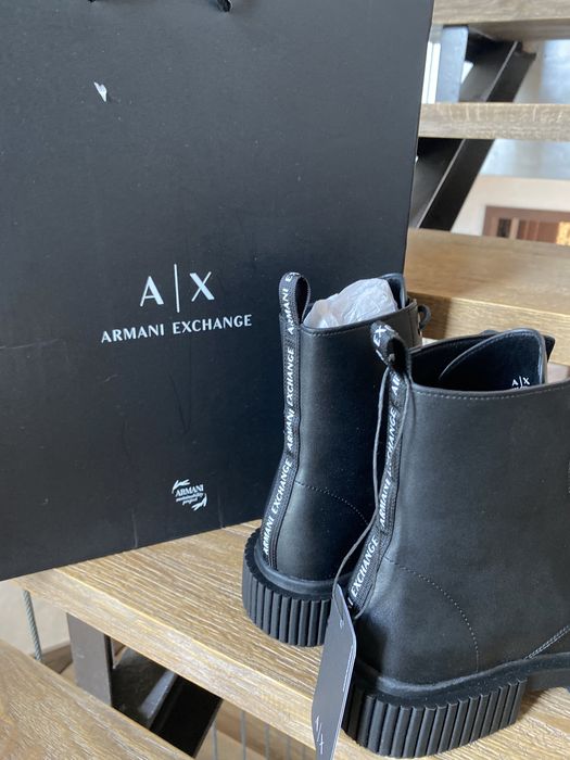 Шкіряні чоботи черевики Armani Exchange