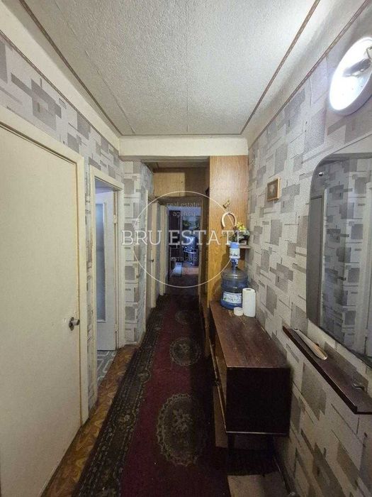Продам 3к квартиру Березняки Миколайчука 13 поряд Русановка Набережна каналу
