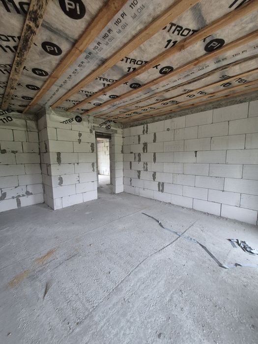 Продам будинок біля річки