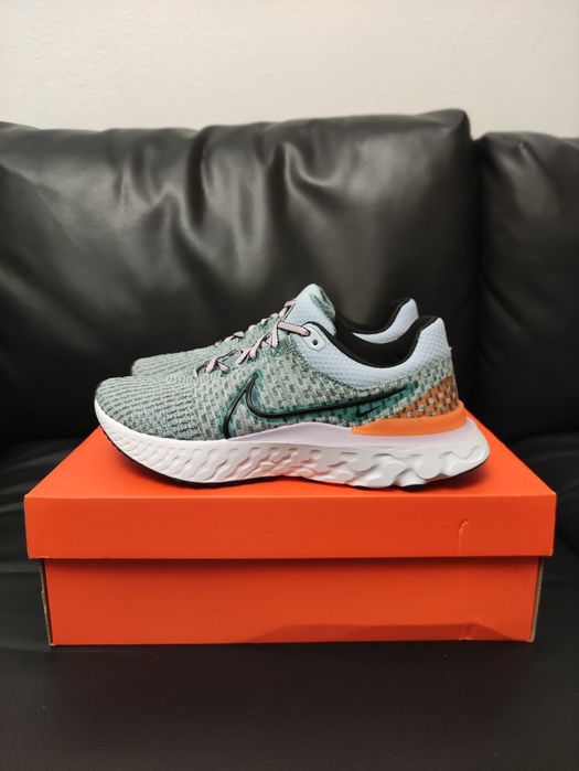 Оригінальні кросівки Nike React Infinity Run Flyknit 3 Turkusowo