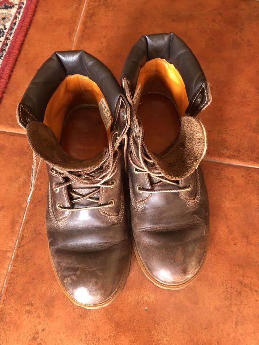 Botas de senhora em pele a preço de saldo