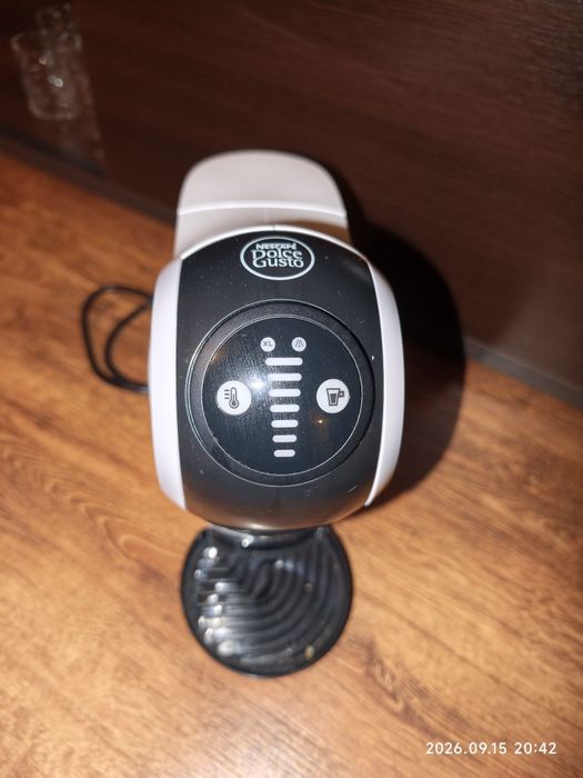 Ekspres do kawy Nescafe Dolce Gusto