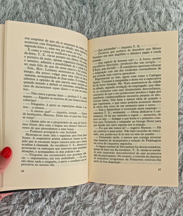 Livro "A Pista da Vela Retorcida" de Edgar Wallace