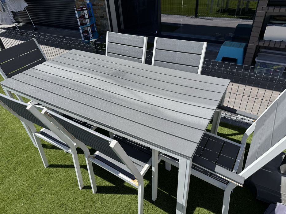 Mesa de Jardim (com 6 cadeiras)