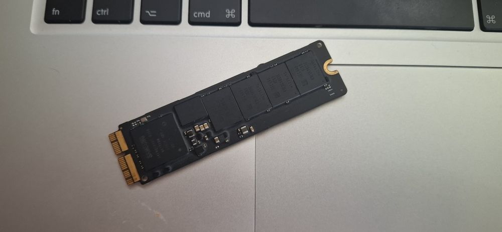 Dysk ssd 128GB samsung