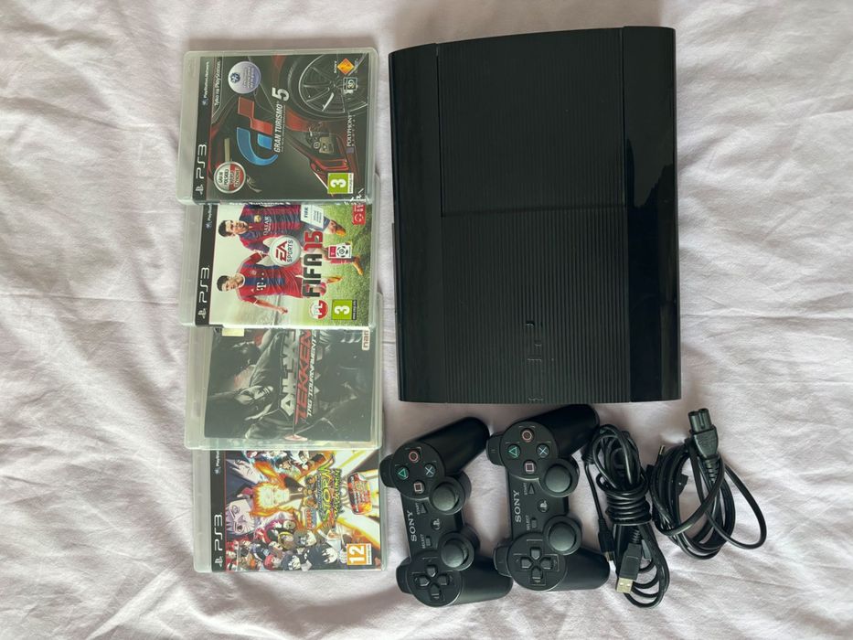 PlayStation 3 cech - 4004C + 4 gry