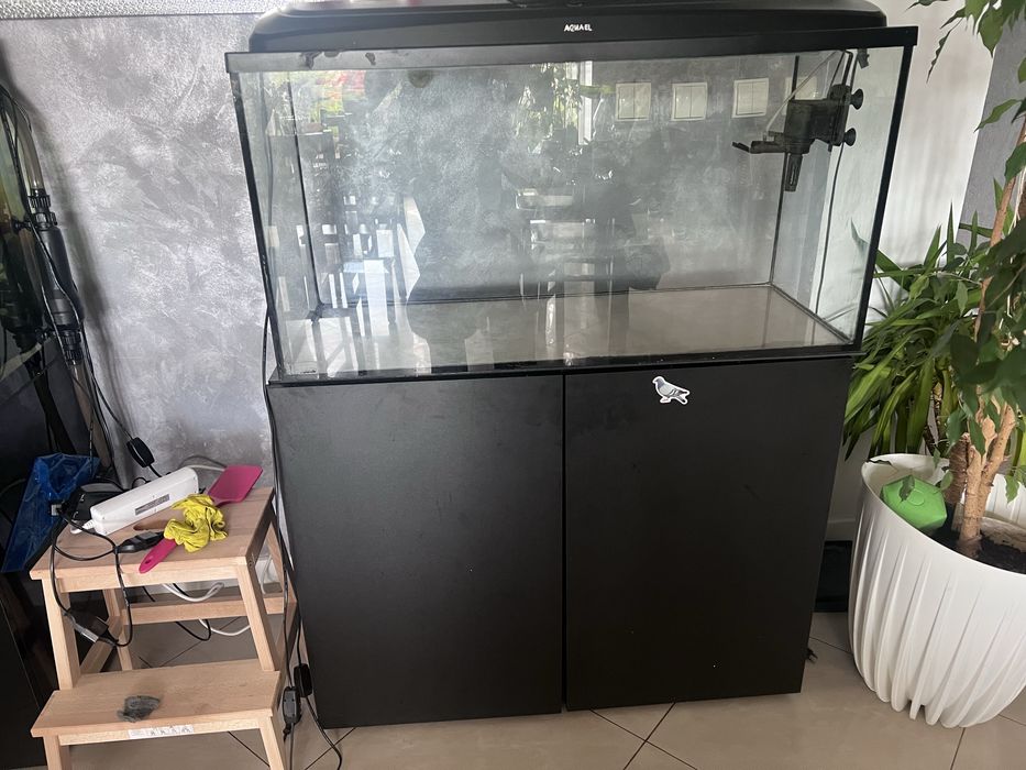 Akwarium 200l. z szafka