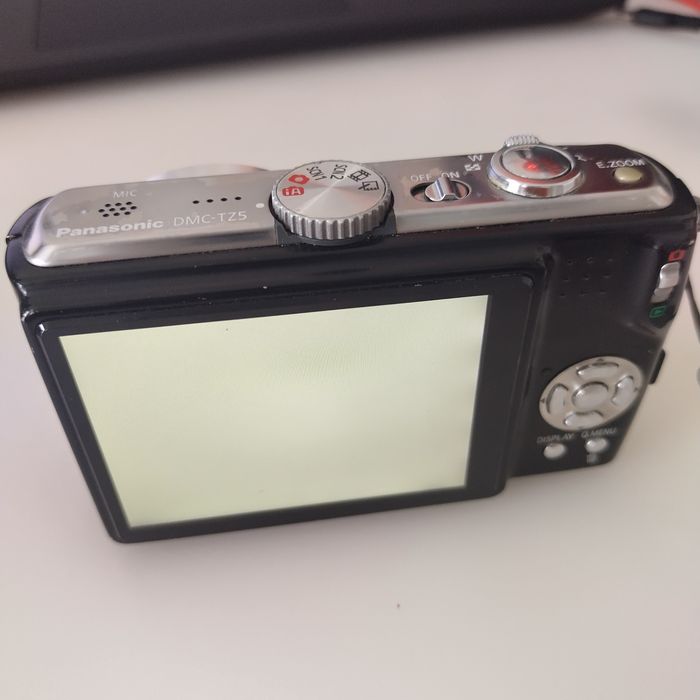 Máquina fotográfica Lumix TZ5