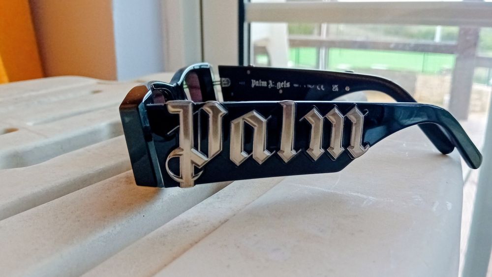 Óculo em excelente estado