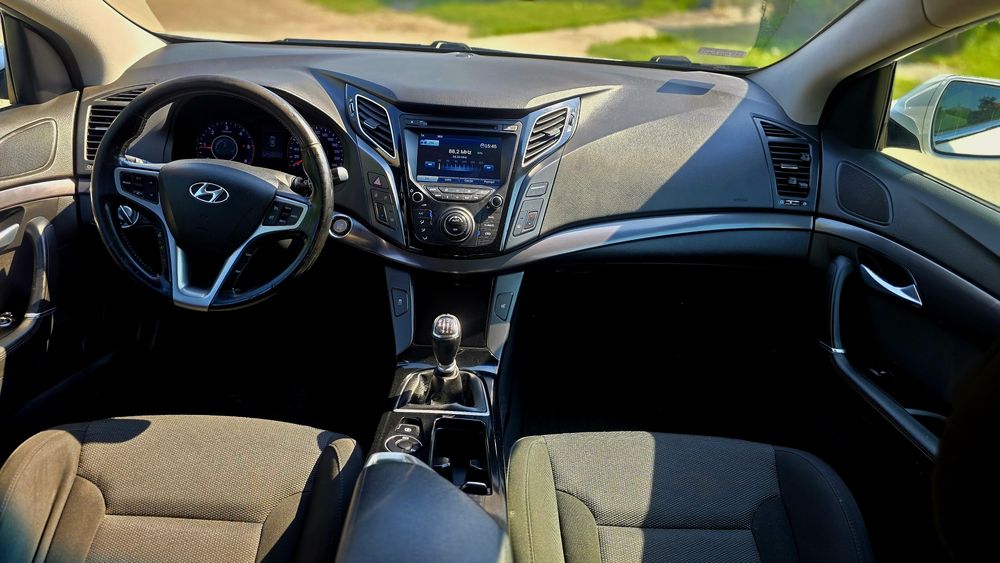 Hyundai i40 1.7 Diesel 2015 rok * Navi * kamera cofania *