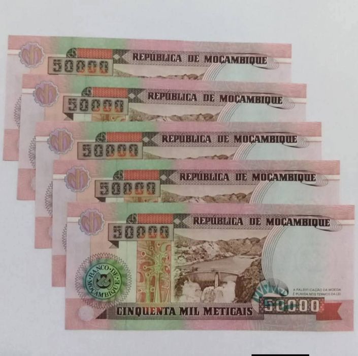 5 notas 50 000 meticais Moçambique UNC
