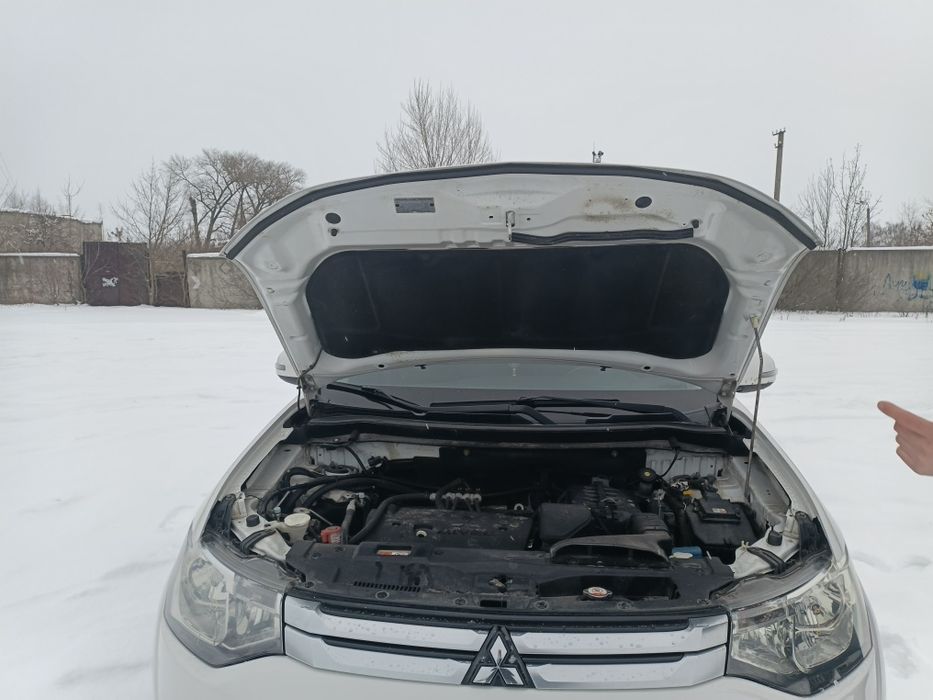 Терміново продається Авто  Mitsubishi Outlander 2014 рік