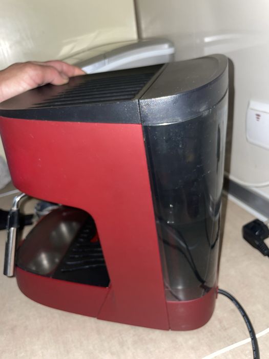 Кофеварка Electrolux Cremapresso EEA 255