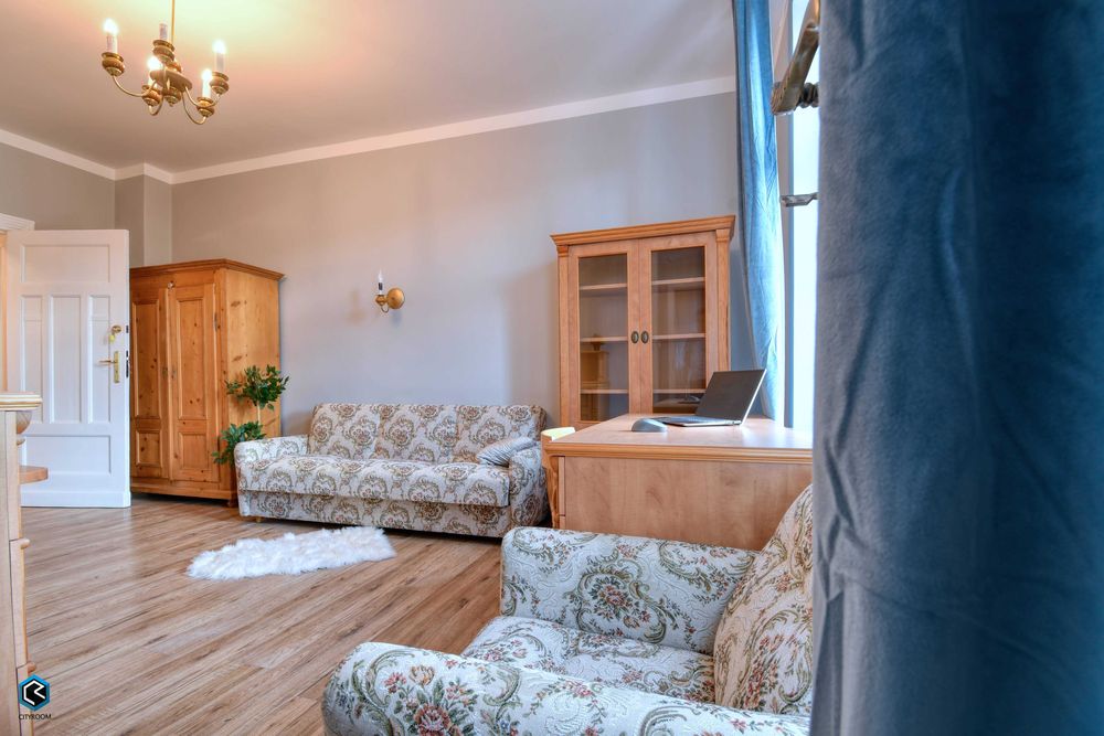 | Kawalerka 25m2 | Centrum | ul. Półwiejska 35 | od zaraz |