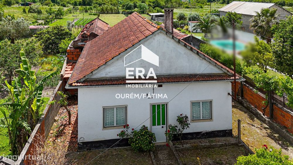 Moradia T3 na periferia de Caxarias