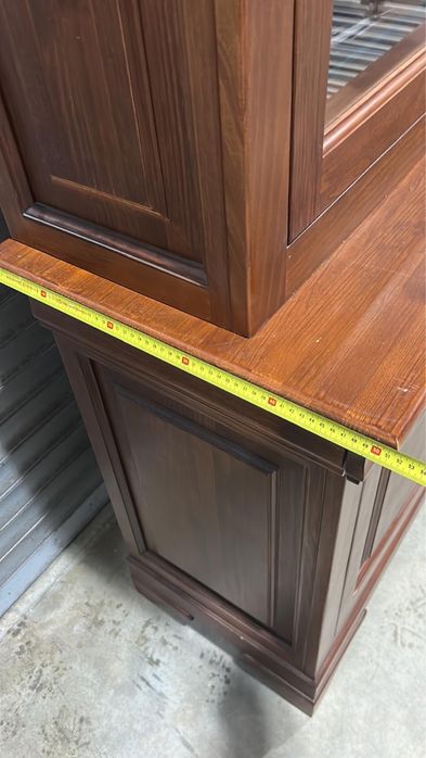 Título - Louceiro  / livreiro / cristaleira Cerejeira