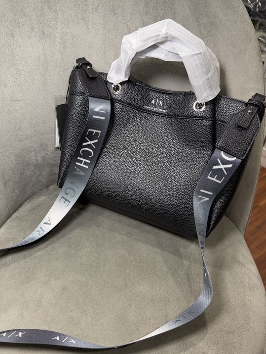 Сумка від Armani