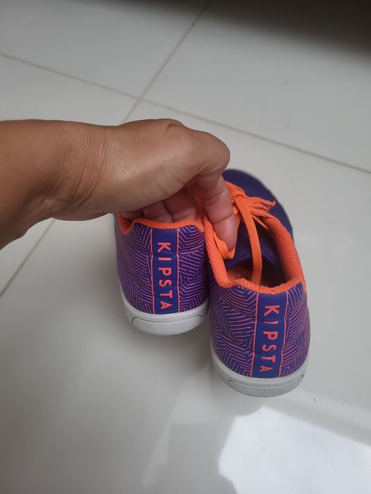 Buty Kipsta 37 , dł. wkładki 23,5 cm