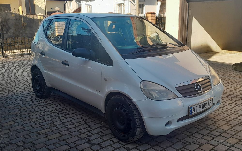 Mercedes для жінок з АКПП