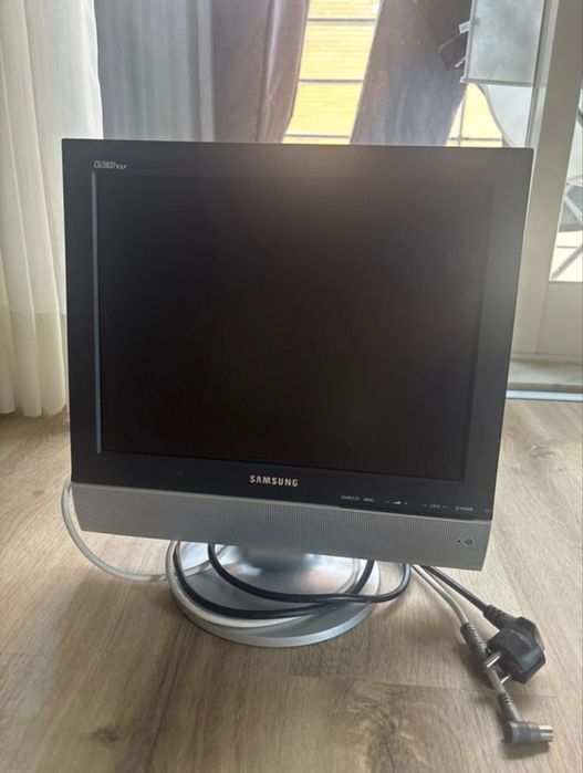 LCD Tv Samsung 20”