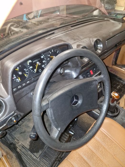 W123 2.4D manual zamiana