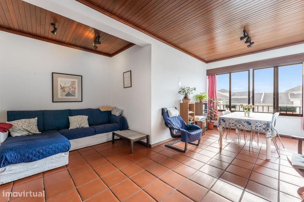 Penthouse T4 com piscina, Junqueiro Carcavelos, Cascais
