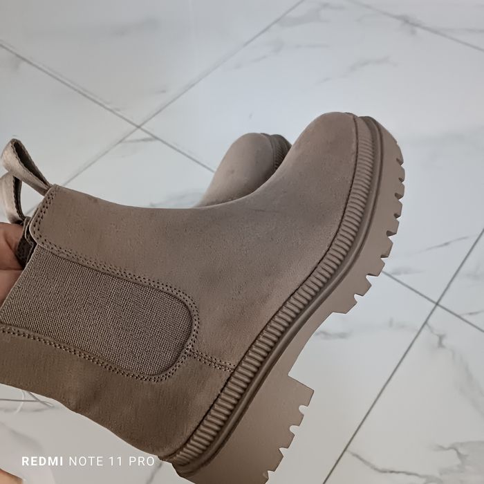 Черевики, ботінки, сапоги HM