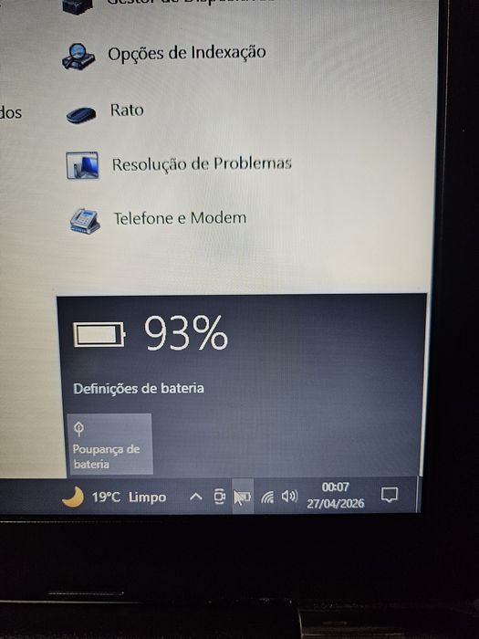Hp 15-bs003np. I3-6006U.8gb ddr4.hdd 500gb.radeon R5 M330.